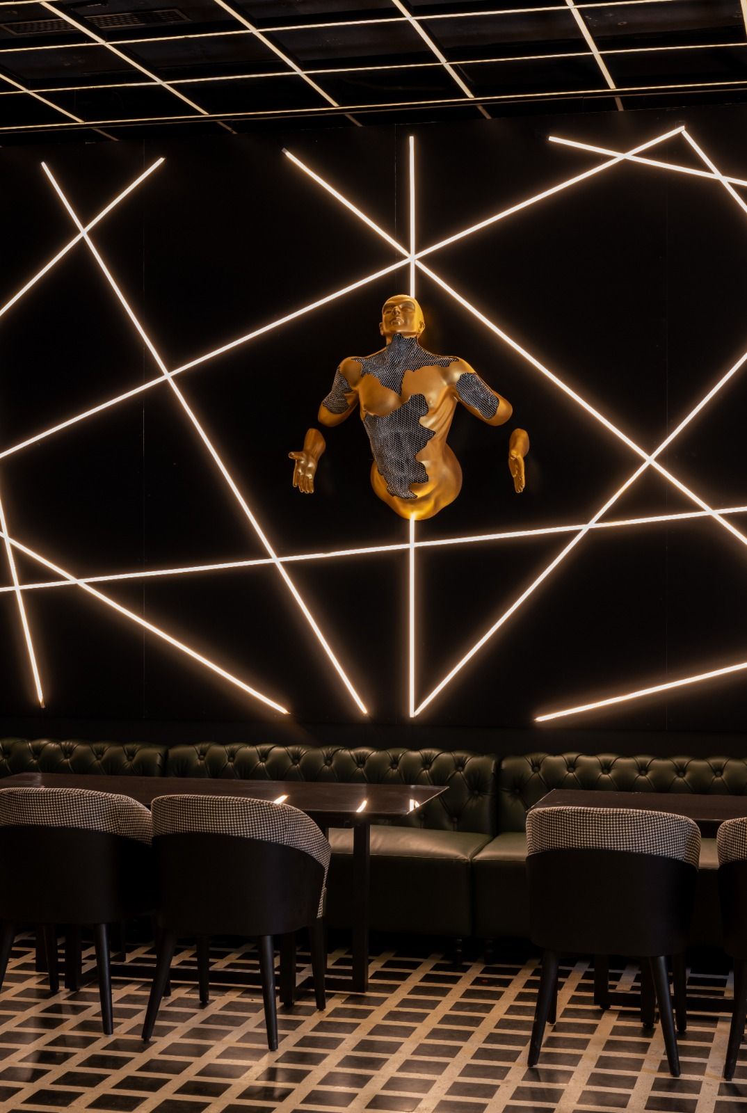F-Lounge by FTV β gold wall sculpture