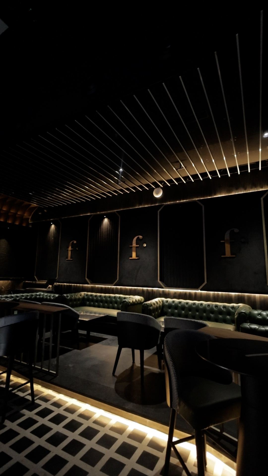 Romeo Lane β neon bar detail